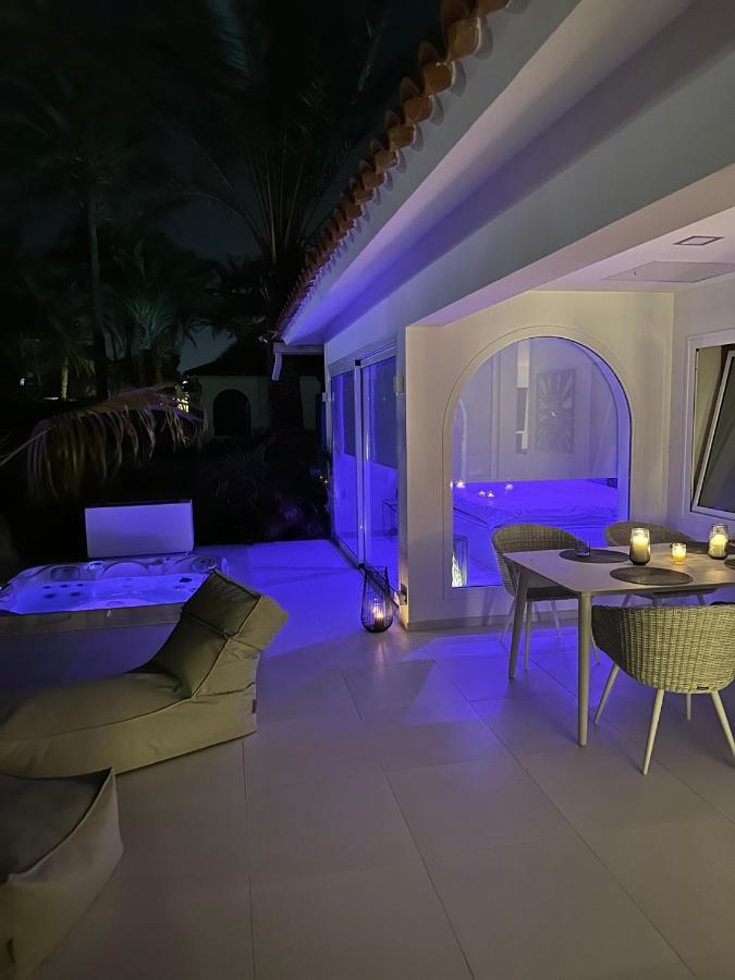 Sun Club P65 Premium Bungalow Маспаломас Екстериор снимка